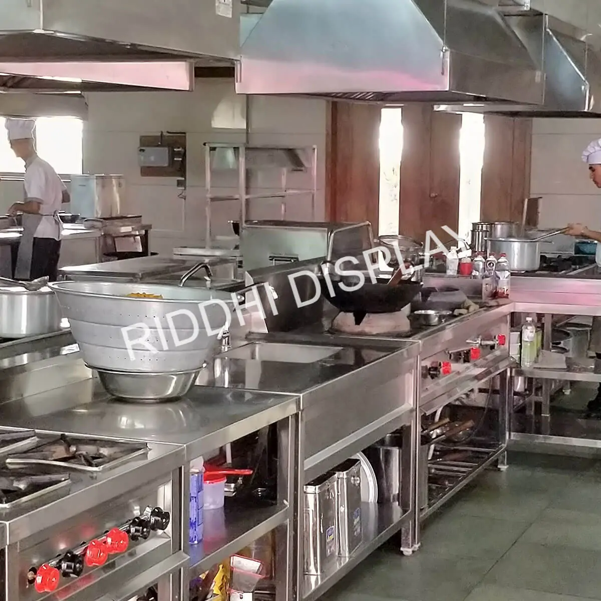 kitchen equipment supplier